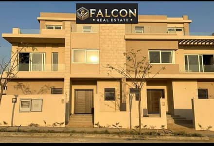 تاون هاوس 4 غرف نوم للبيع في 6 أكتوبر، الجيزة - 7a6a6453-e55b-4eec-928d-65a8fa1ae293. jpg