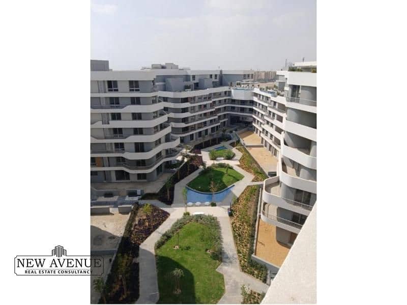 2 8dcd8dc3-c17b-45c2-8acb-2e6f44232397. jpg