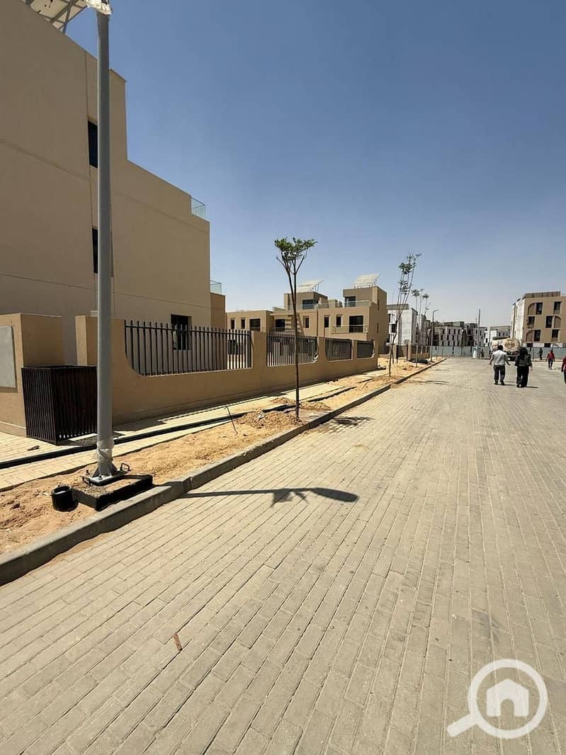 11 WhatsApp Image 2025-05-17 at 2.39. 57 PM (2). jpeg