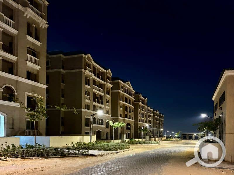 6 638dbfcb-8d20-4a14-b295-6cafff0f8dff. jpg