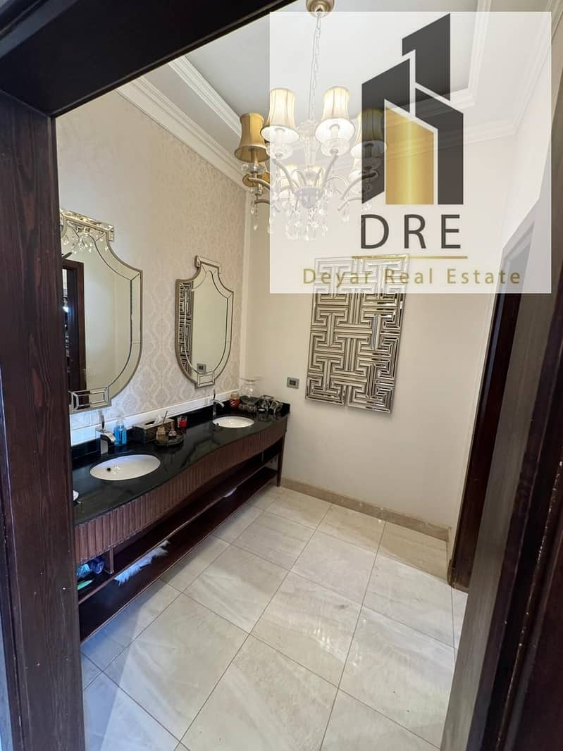 2 1ab43abd-9181-4c1d-b4f7-25fb171b3227. jpg