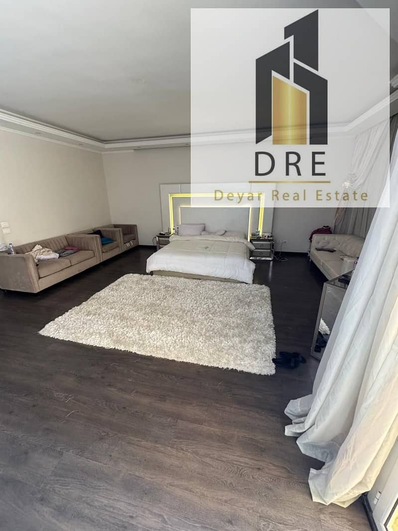 6 5cc6d5c0-ea24-4166-a627-3cb126ca973d. jpg