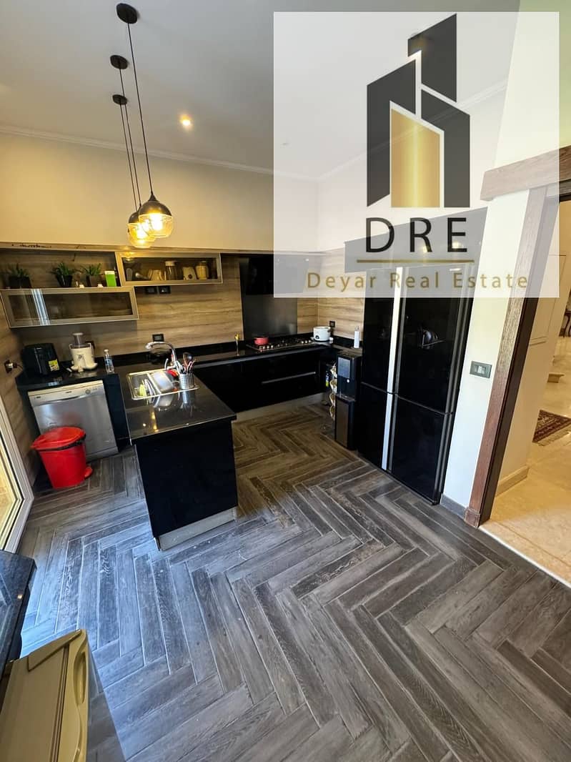 15 308ffcf2-651a-45d9-8e78-ab32f0e2a57e. jpg