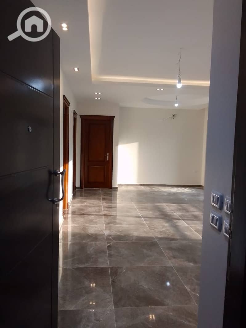 4 WhatsApp Image 2025-10-12 at 3.57. 20 PM. jpeg