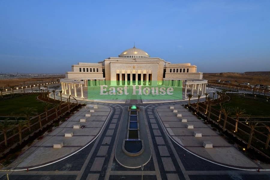 2 NewCapital04. jpg