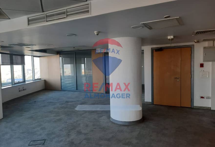 13 72010d19-bd98-4f5e-8420-fa866f68f956. jpg