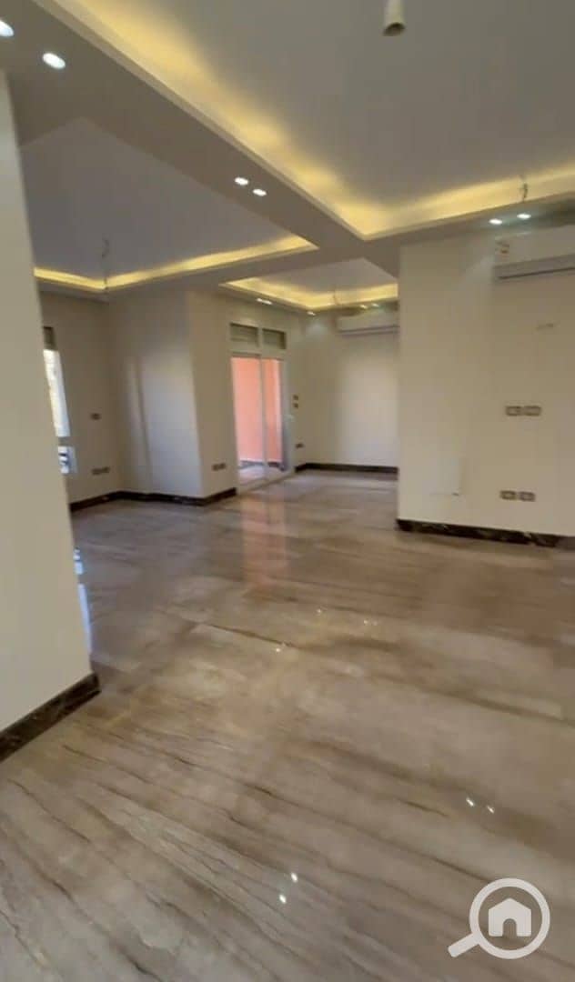 3 9b22a898-9408-4cb1-b7ce-152c60174e46. jpg