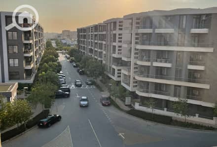 3 Bedroom Flat for Sale in New Cairo, Cairo - 1. jpg