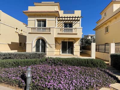 3 Bedroom Villa for Sale in New Cairo, Cairo - WhatsApp Image 2025-10-13 at 4.25. 36 PM (1). jpeg