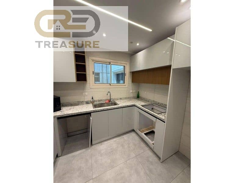 2 WhatsApp Image 2025-09-14 at 1.24. 20 PM. jpg