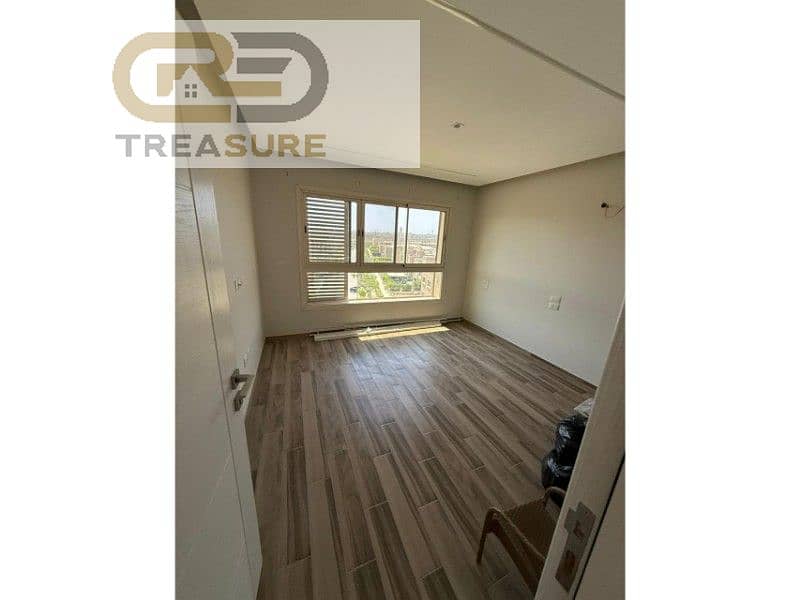 5 WhatsApp Image 2025-09-14 at 1.24. 21 PM. jpg