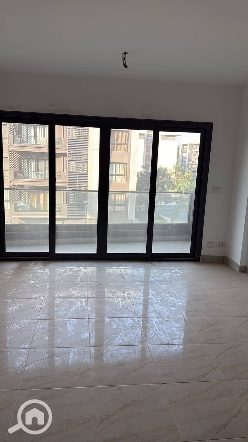 5 1564e588-e133-48dc-ad09-270ac4ba6994. jpg