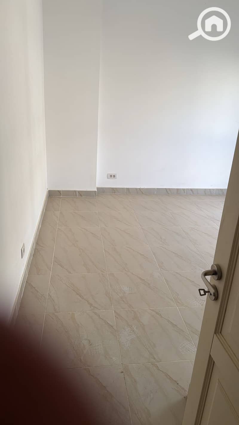 8 d642acb2-c250-41e4-9862-59d0d19cc4df. jpg