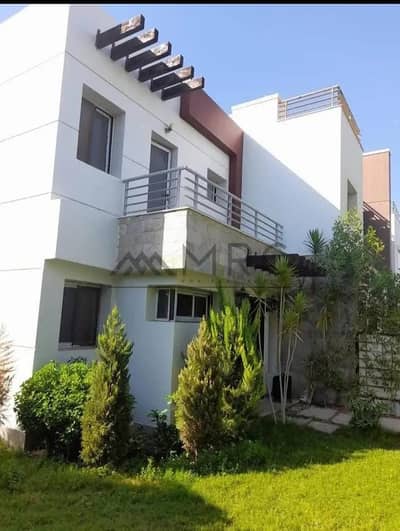 3 Bedroom Townhouse for Sale in New Cairo, Cairo - 3b59a8a3-4acf-47f7-9b61-a213acd5cfdc. jpeg