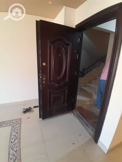 شقة 3 غرف نوم للايجار في القاهرة الجديدة، القاهرة - IMG-20251013-WA0469. jpg