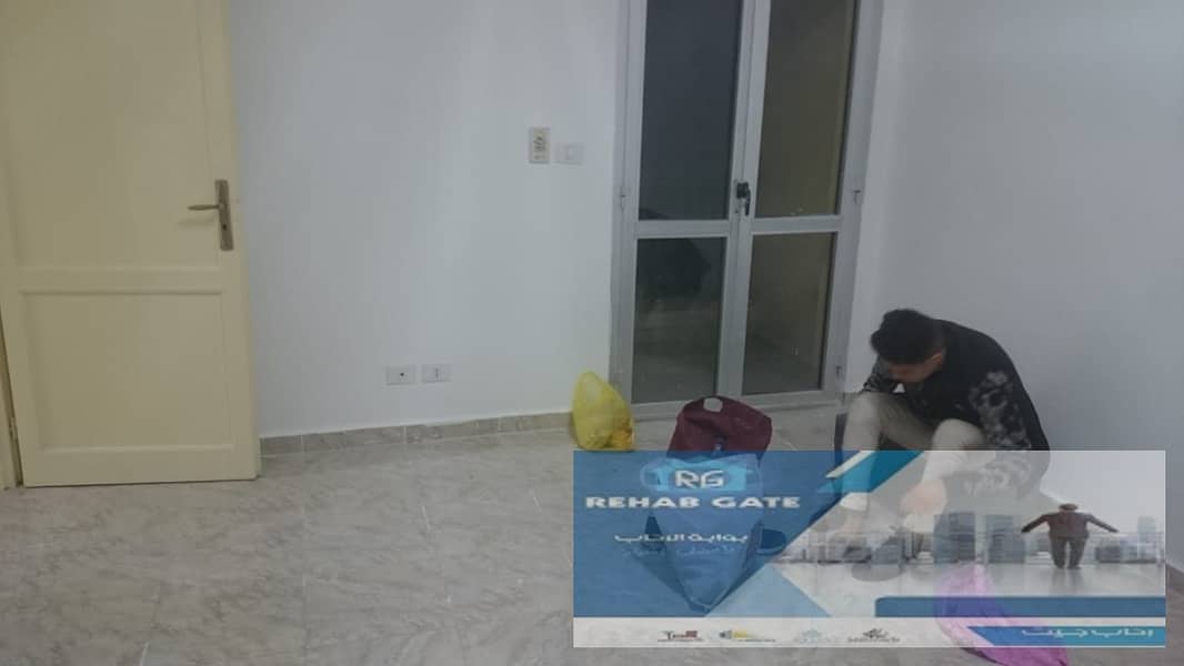 3 49b38328-5b3a-4236-b25c-a492d5660b19. jpg