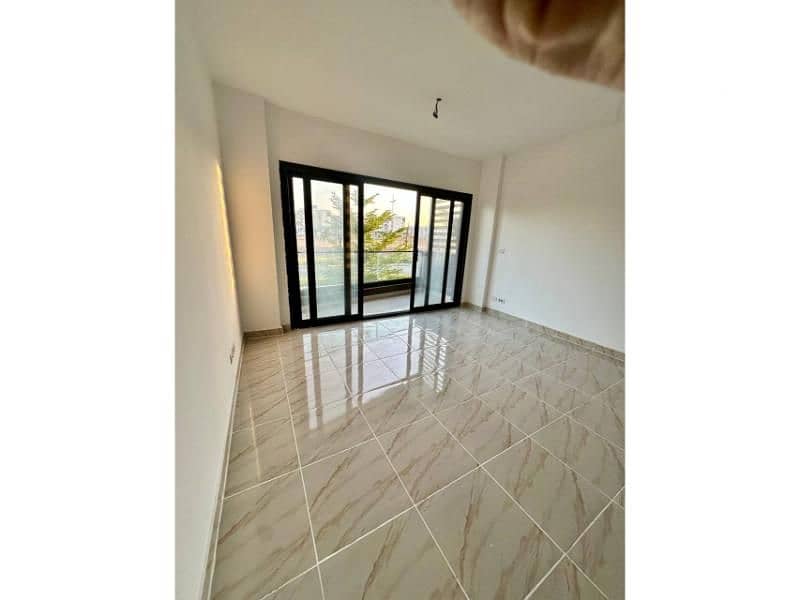 5 WhatsApp Image 2025-10-13 at 5.47. 29 PM (1). jpg