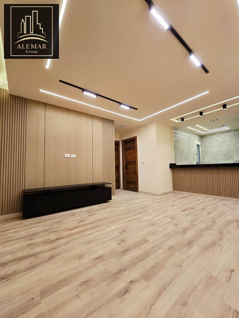 10 aaa1bb2e-df42-4c7d-90d2-4aec2821ecac. jpg