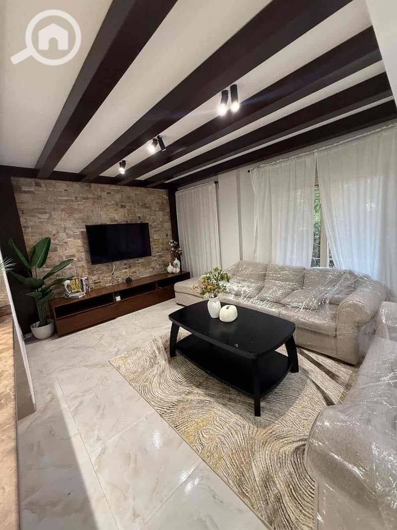 3 ee7a6fd4-66f6-4ede-989c-8233b794d2b3. jpg