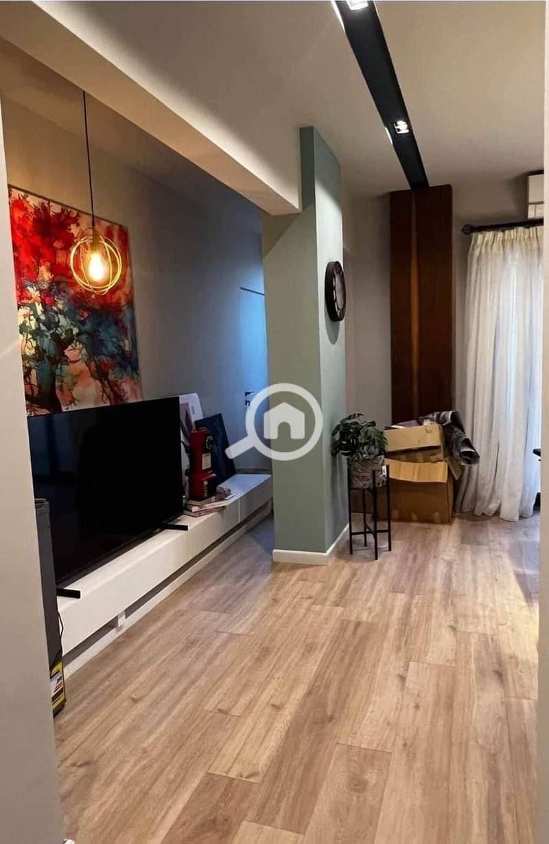 8 34270a92-479e-4136-8447-eb677ca63844. jpg