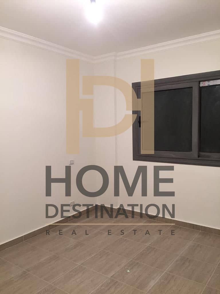 4 WhatsApp Image 2025-10-12 at 16.22. 35_595dff7a. jpg