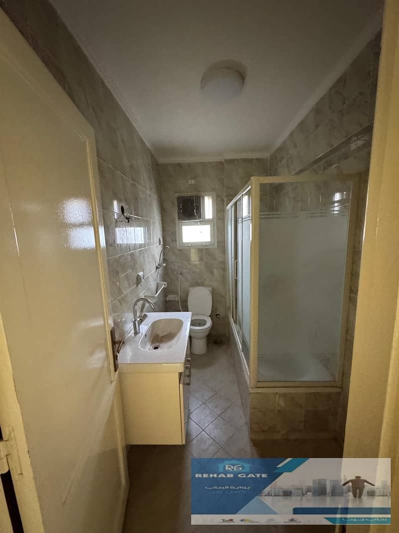 2 31a938b5-eca4-4ab5-89ee-99e6632d5b42. jpg