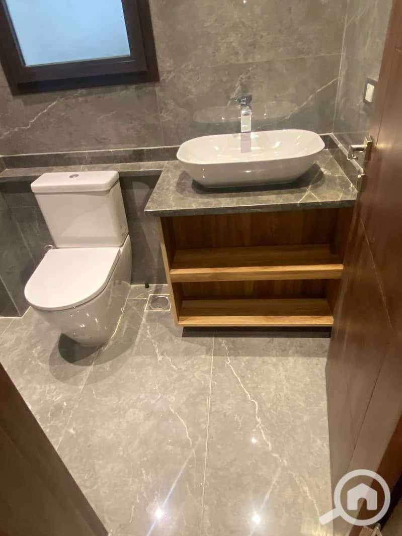 11 WhatsApp Image 2025-10-11 at 1.24. 50 PM (1). jpeg