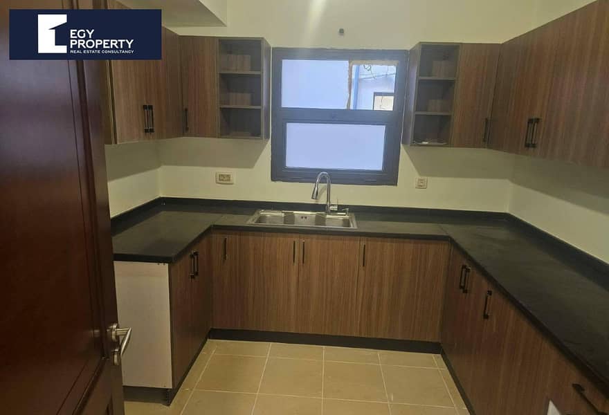 7 229e7c40-48d8-4b21-b39e-4ab8c05f07d6. jpg