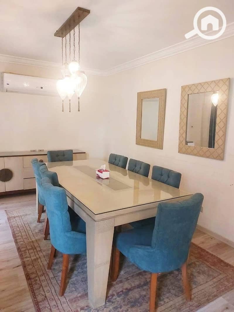 4 4a2a4fe4-5c24-43e5-8764-e88a25dddf9c. jpeg