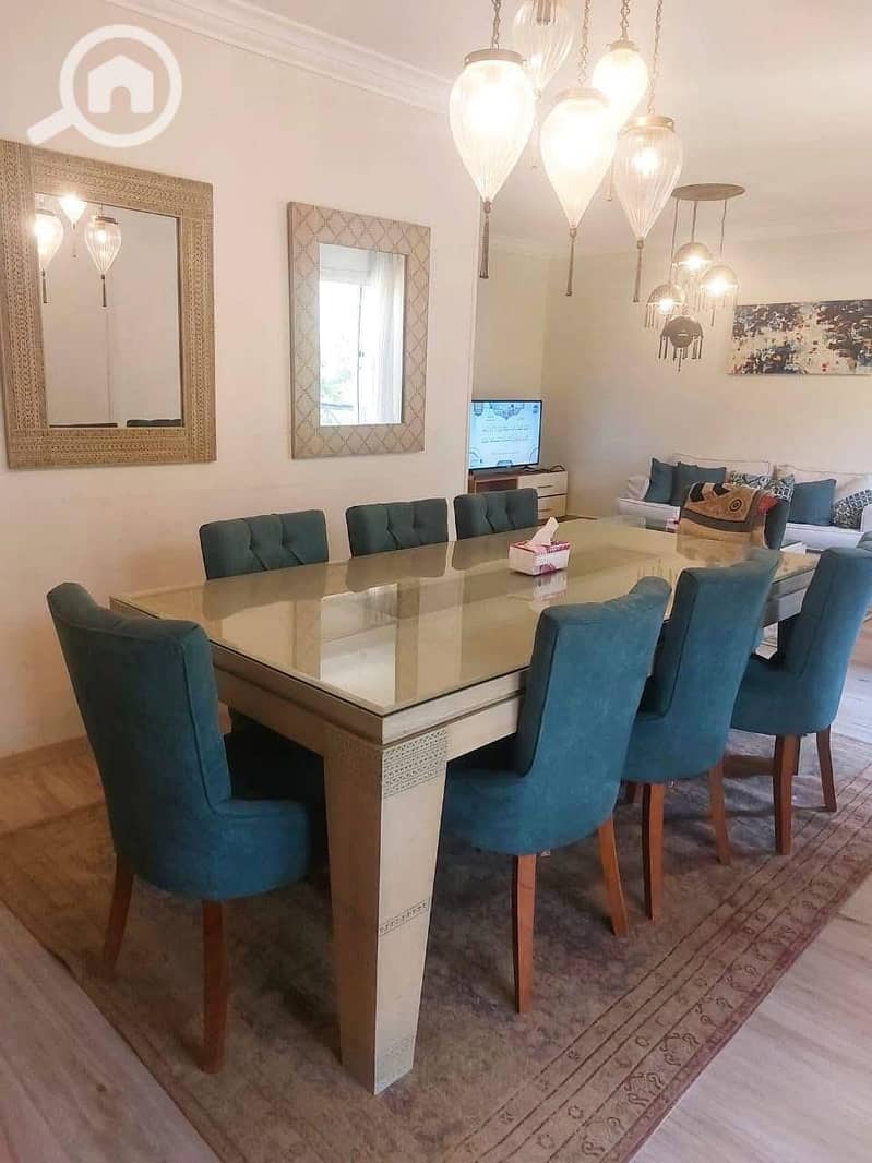 5 ff72eb67-eff5-4517-b6a9-2cb43a83e6fe. jpeg