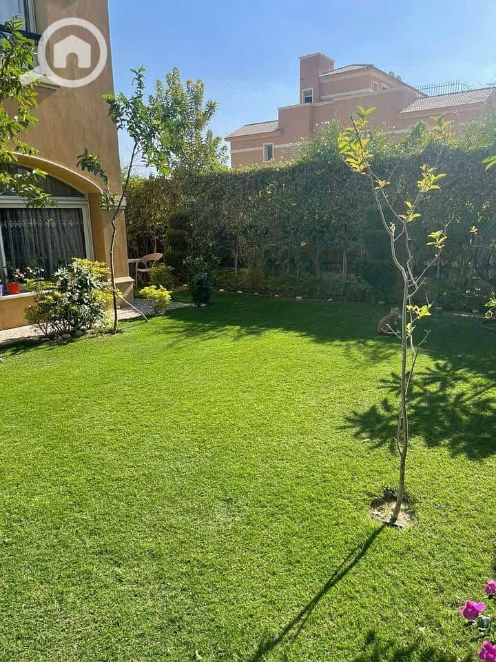 8 557317776_3935367463428518_6022885777167483706_n. jpg