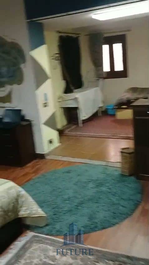 17 WhatsApp Video 2025-10-13 at 21.30. 41_338fe72d. mp4_20251013_214504.179. jpg