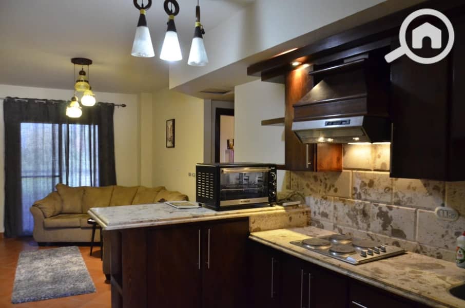 6 64a10c7f-2150-4cd5-bb85-ed50e6c279d3. jpeg