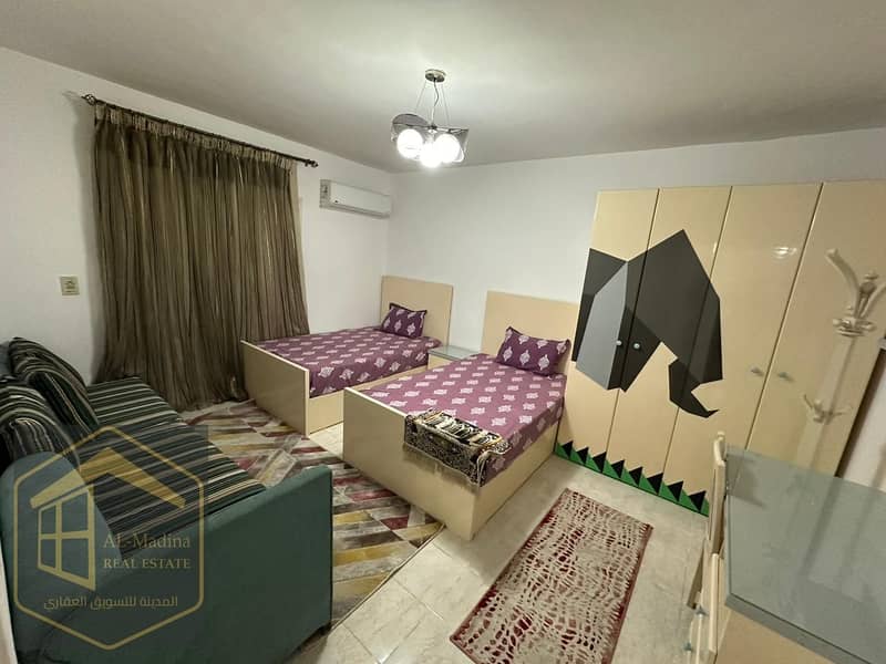 8 WhatsApp Image 2025-10-13 at 13.47. 52 (1). jpeg