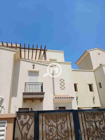 4 Bedroom Townhouse for Rent in New Cairo, Cairo - IMG-20251013-WA0057. jpg