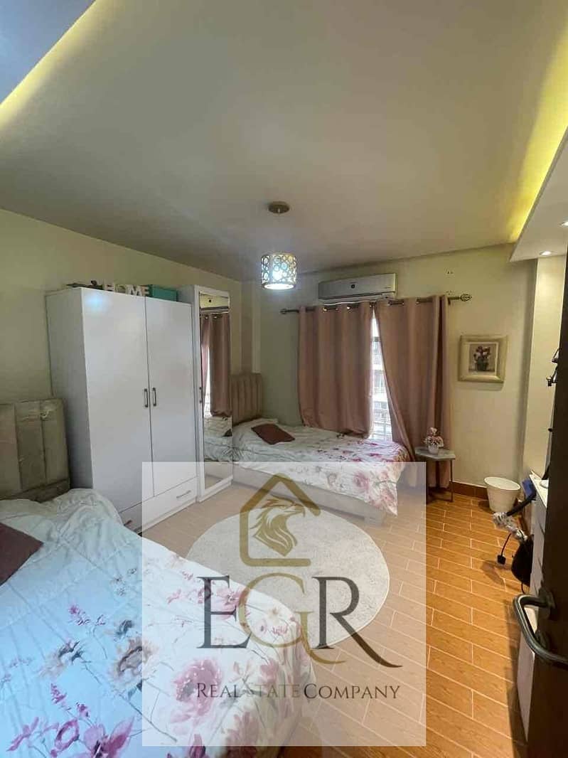 4 7a5328b8-8f18-4493-99c2-53a5c1734b57. jpg