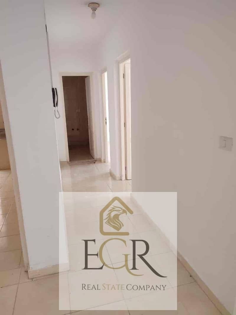 10 7128395a-d0b4-427a-9085-a3ffd3ffe5e0. jpg