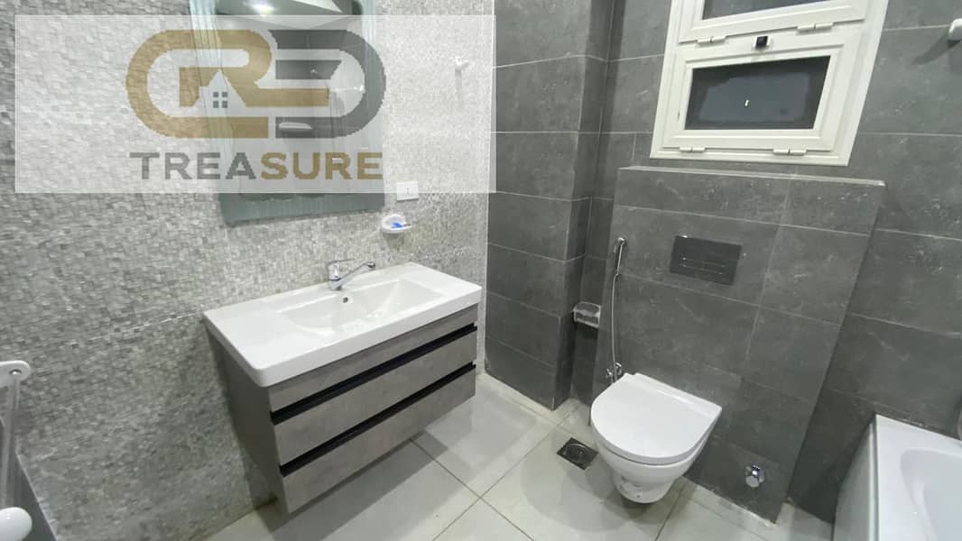 8 WhatsApp Image 2025-10-13 at 10.28. 32 PM (1). jpeg