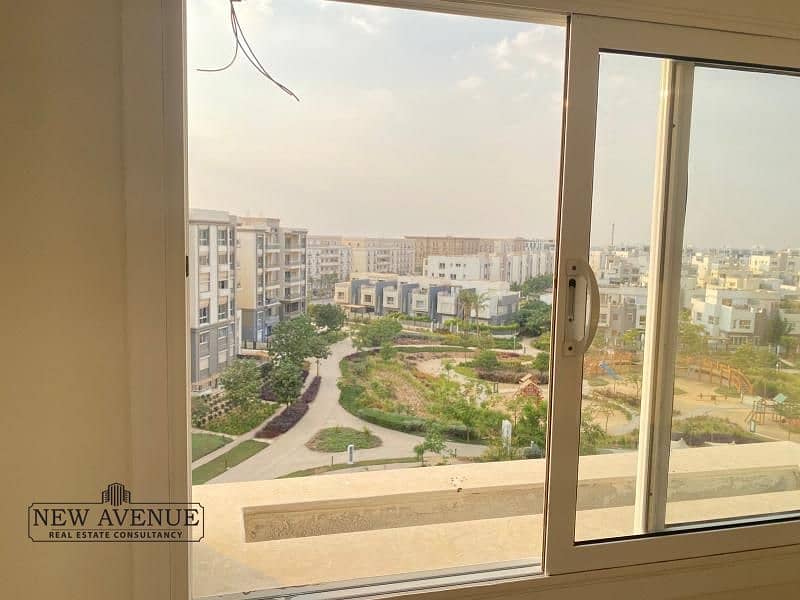 9 WhatsApp Image 2025-10-14 at 1.07. 33 AM (1). jpg