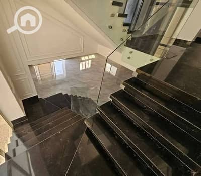5 Bedroom Villa for Rent in New Cairo, Cairo - FB_IMG_1759178325178. jpg