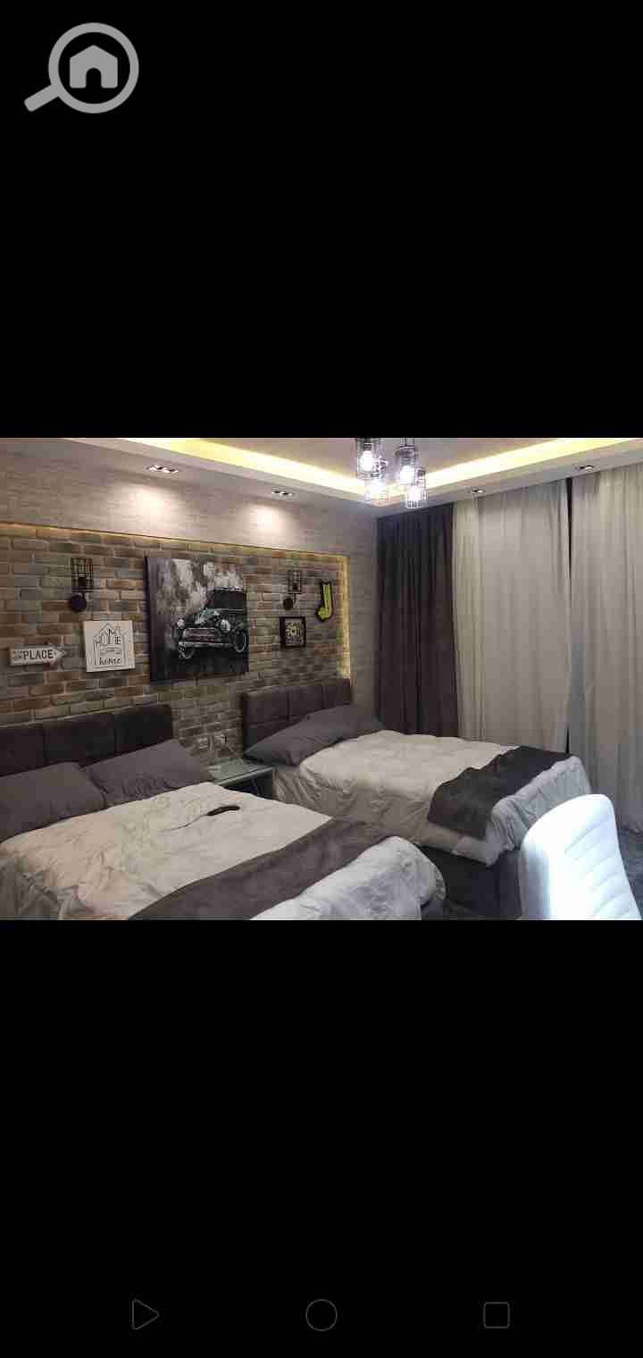 8 Screenshot_2025-10-14-02-02-24-25. jpg