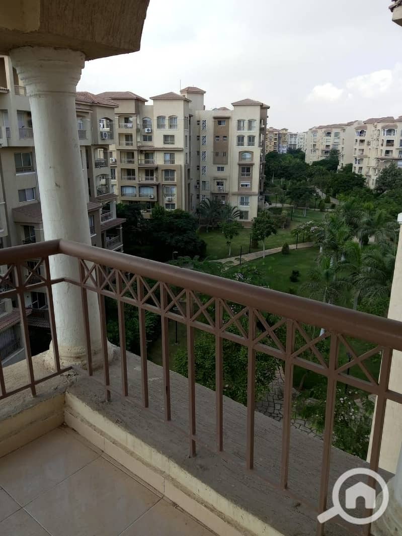 2 2c859b6e-11c3-44c0-9e9c-d1f1a4ed8364. jpg