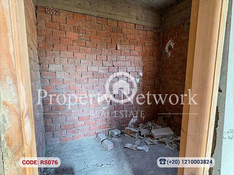 10 RS076 (11). png