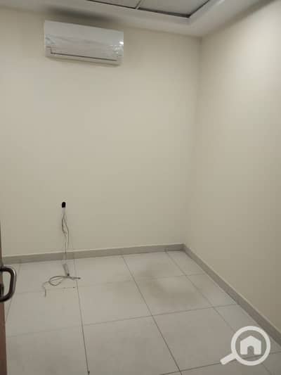 مكتب عمل جماعي  للايجار في الدقى، الجيزة - WhatsApp Image 2025-10-12 at 10.52. 52 AM (6). jpeg