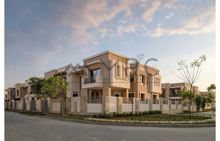 9 villas-in-taj-city-for-sale. jpg