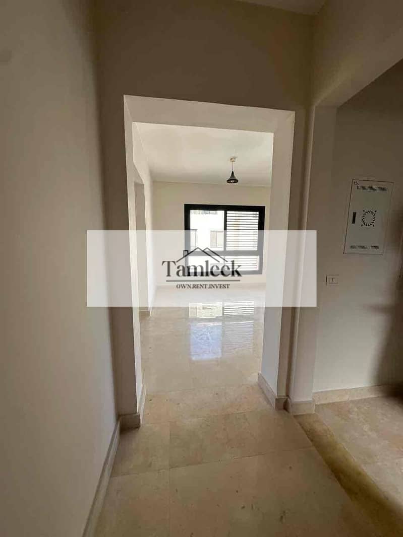 8 9dae366d-696a-4cc1-be6b-7db9f678f2dc. jpg