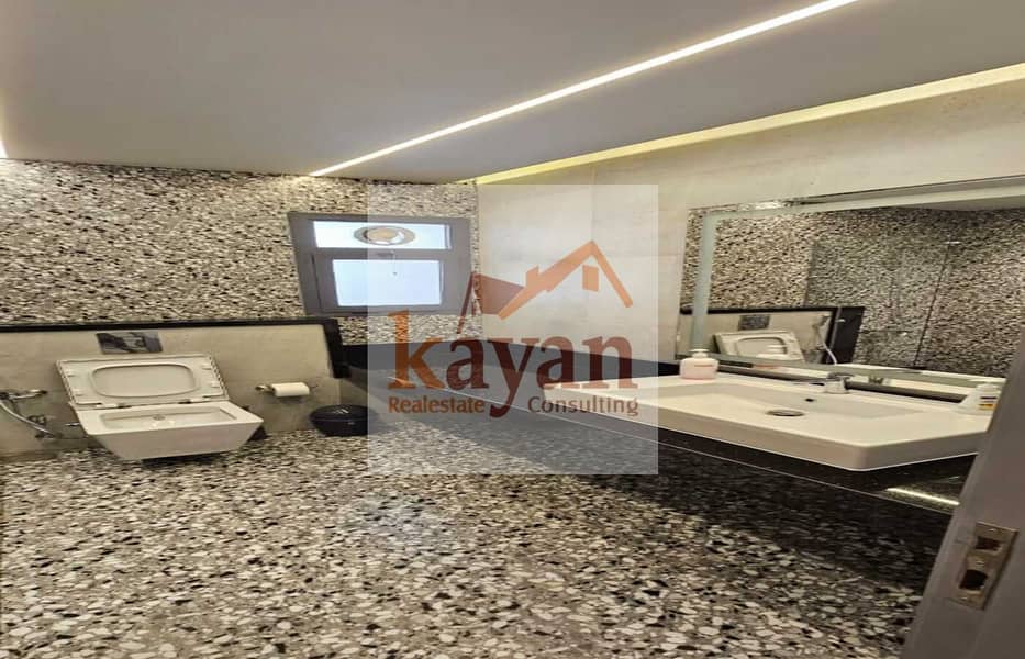 11 f0a92b3c-be1a-47d0-a720-6476e7d61a81. jpg