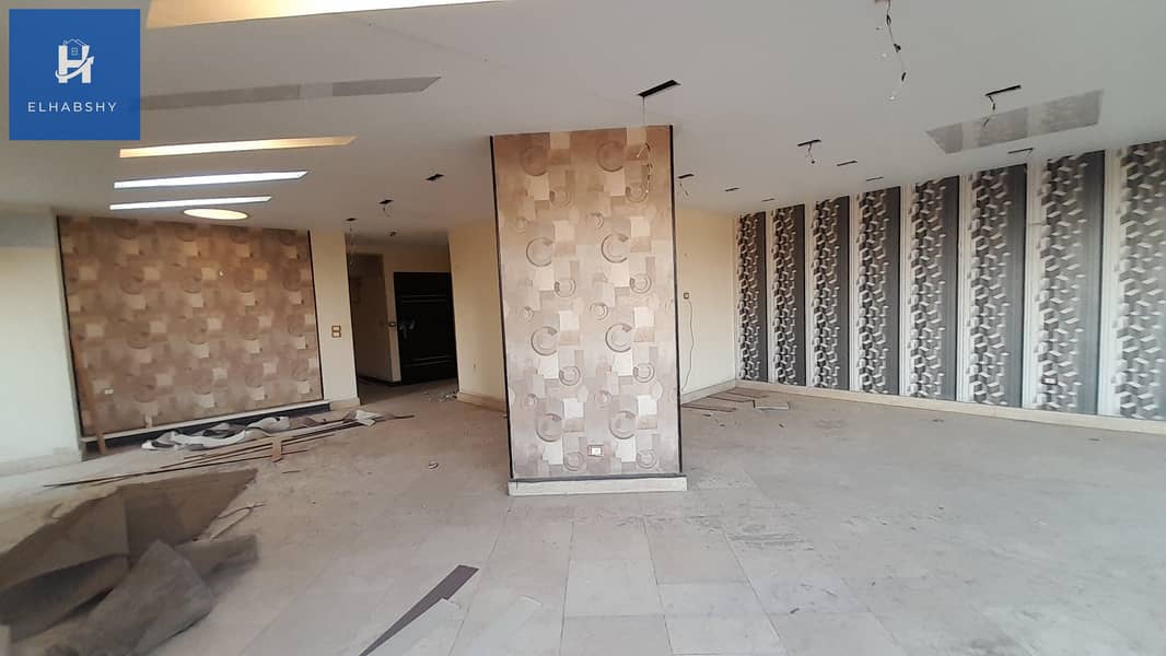 5 شقة للبيع في المهندسين 300م في شارع الثورة الرئيسى بفيو رائع  (5). jpg