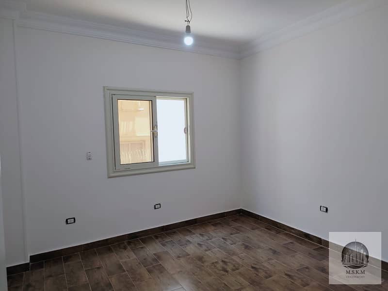 7 e914ddf0-54d9-441c-9332-2c379cd4d937. jpeg