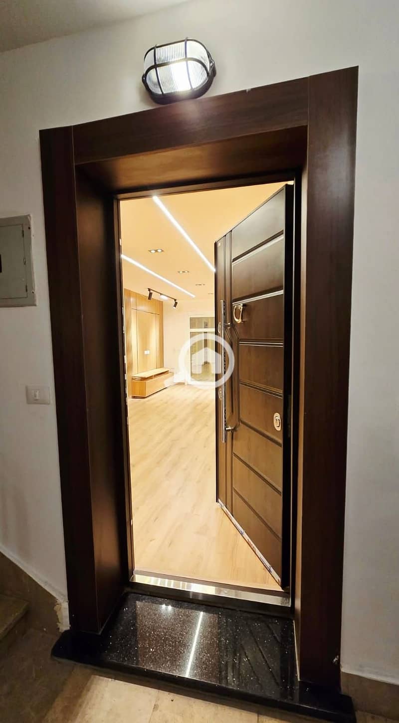 8 80262c54-2bce-4e2c-a20c-c23d8ec219c0. jpg